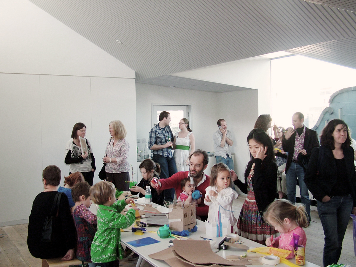 Family session at Whitechapel
