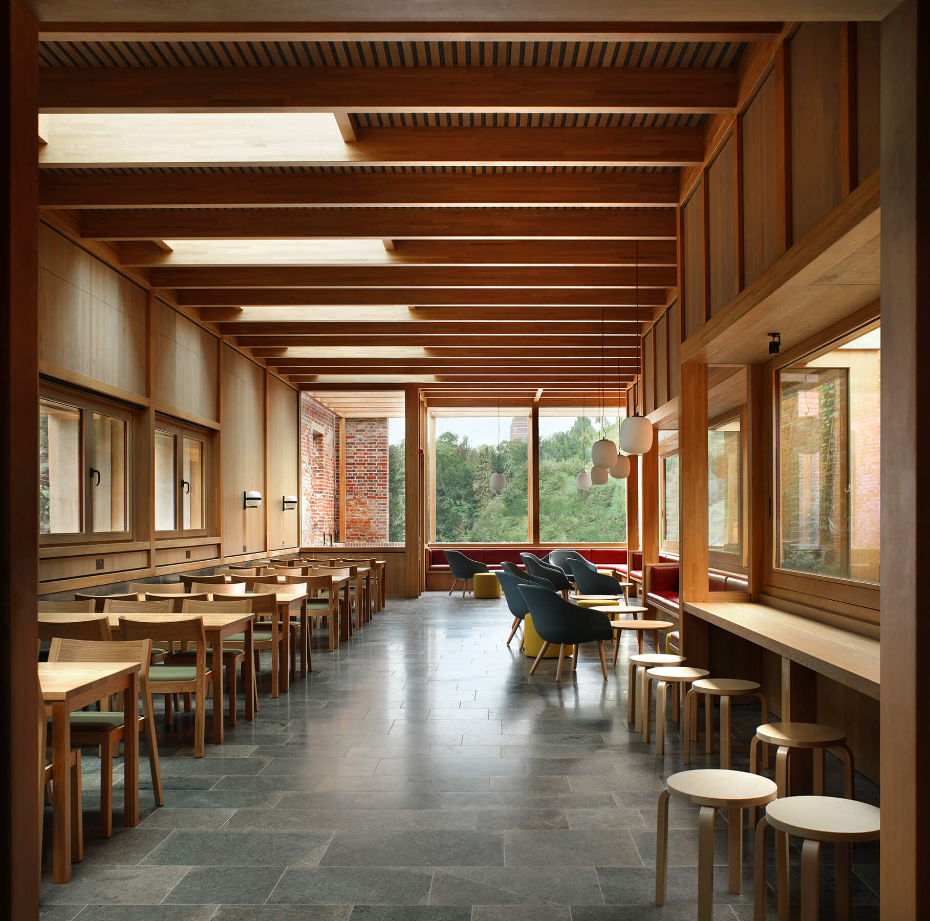 River room cafe